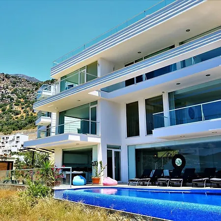 Lumineux Villa Kalkan