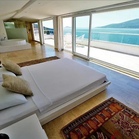 Lumineux Villa Kalkan