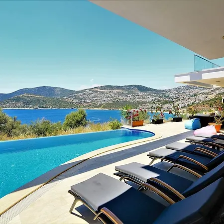Lumineux Kalkan